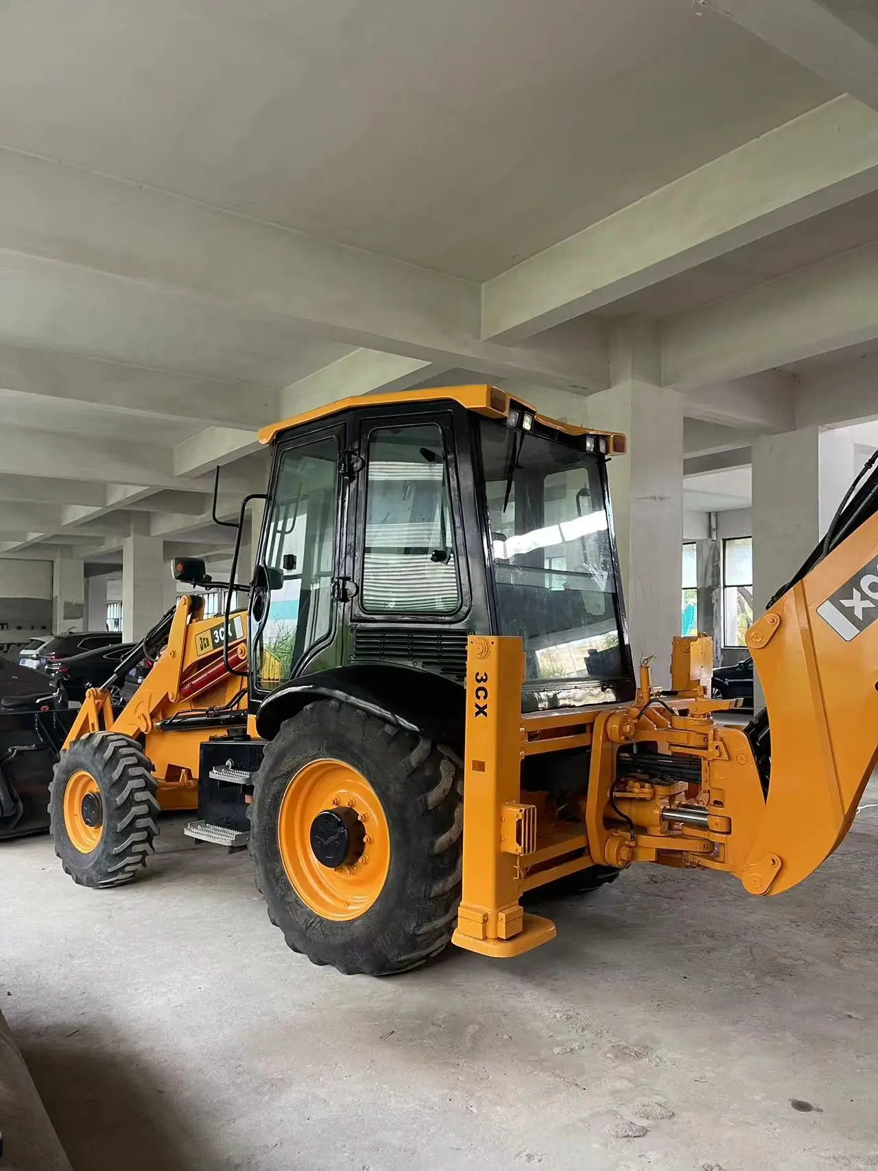 Хороший использованный оригинальный jcb 3cx для продажи по доступной цене