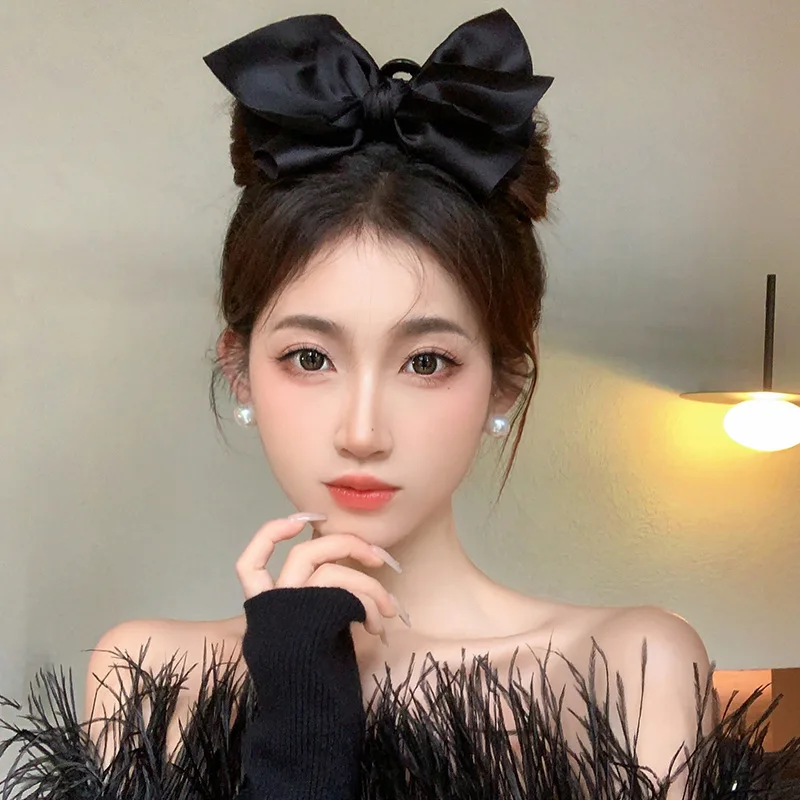 Wholesale Women Hair Accessories Hair Claw Clips Girls Black White Large Size Fashion Shark Clip Acrylic Fabric Bow Claw Clip