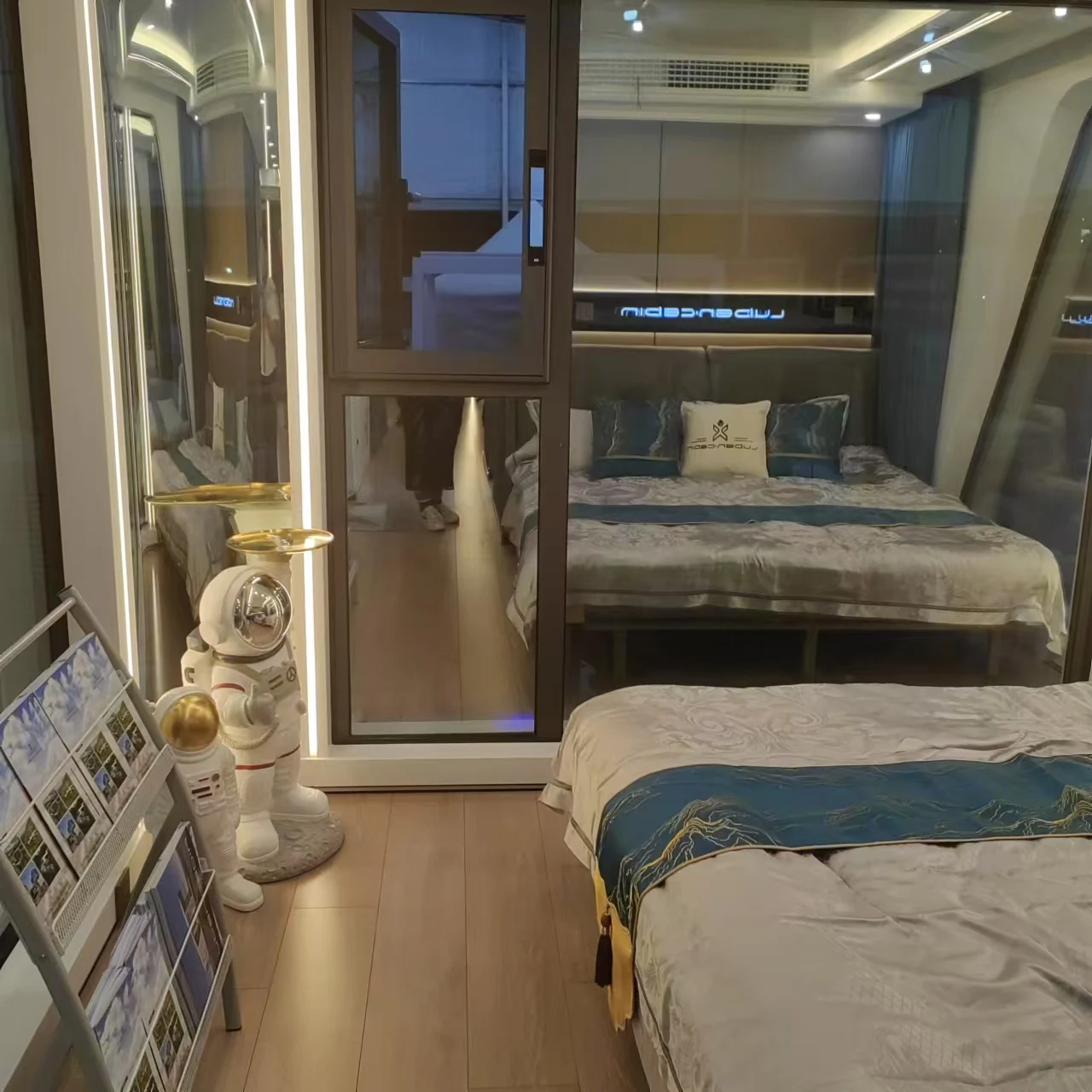 Wholesale Luxury Mobile Tiny Modular Prefabricated Homes Fast-Construction Mobile Villa Office Shop Toilet Steel Container