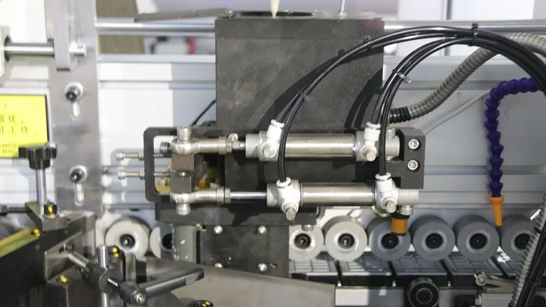 468GK edge sealing machine upper glue pot corner trimming pre-milling wood pvc edge banding machine edge trim