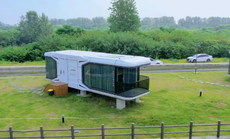 8.5m Beautiful Cheaper Kizilsu Featured Space Ship Landscape Mobile Space Capsule Cyber Star Wildlife Camping House