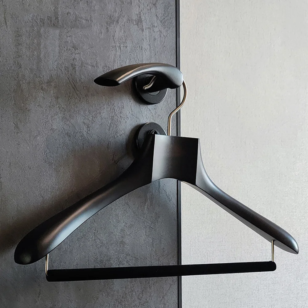 Chinam Luxury Coat Pant Black Wooden Suit Hanger for Fashion Carton Iron Customized Logo Custom Made Multifunction Single 5.5