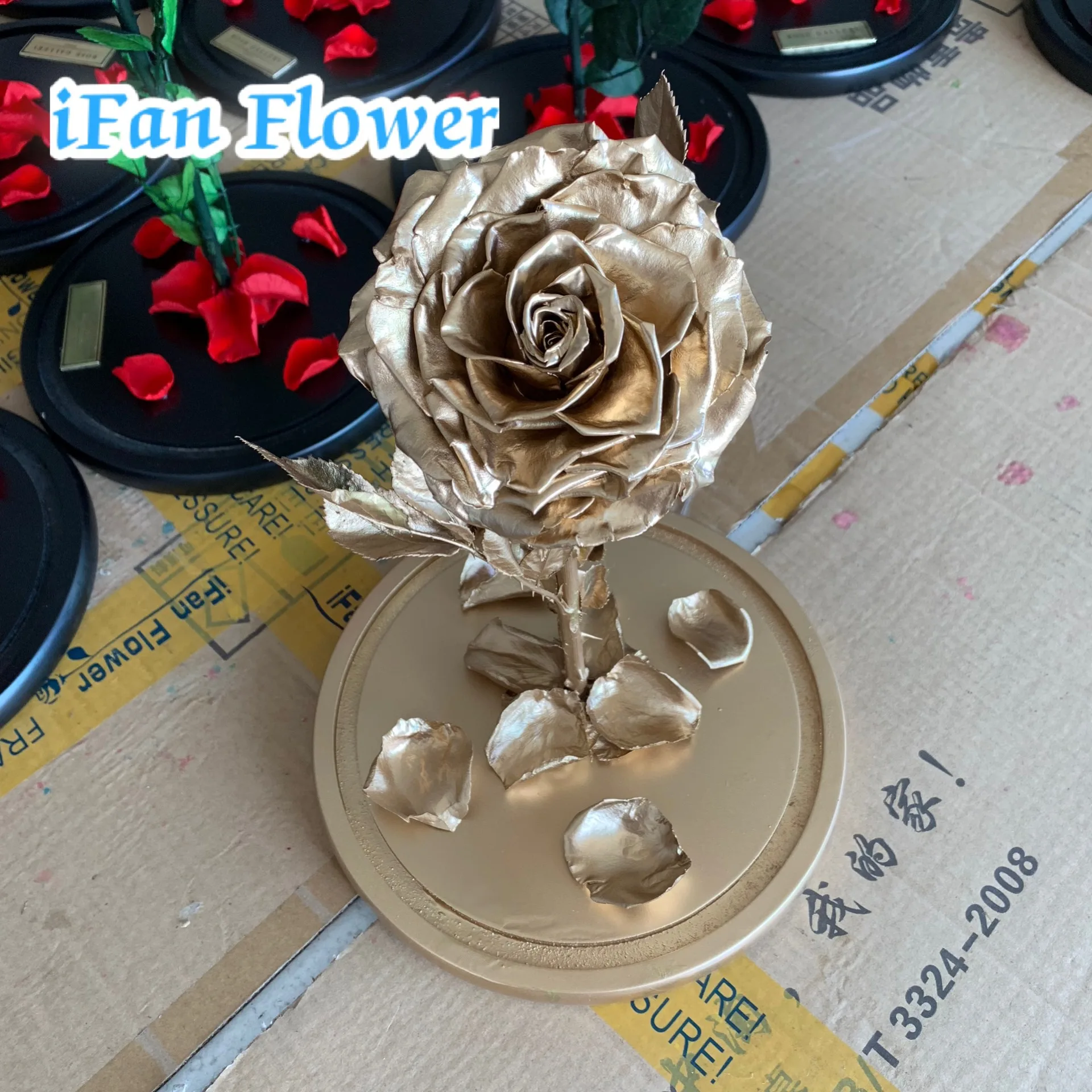 Beautiful UNITED ARAB EMIRATES flag real preserved roses eternal rose wholesale