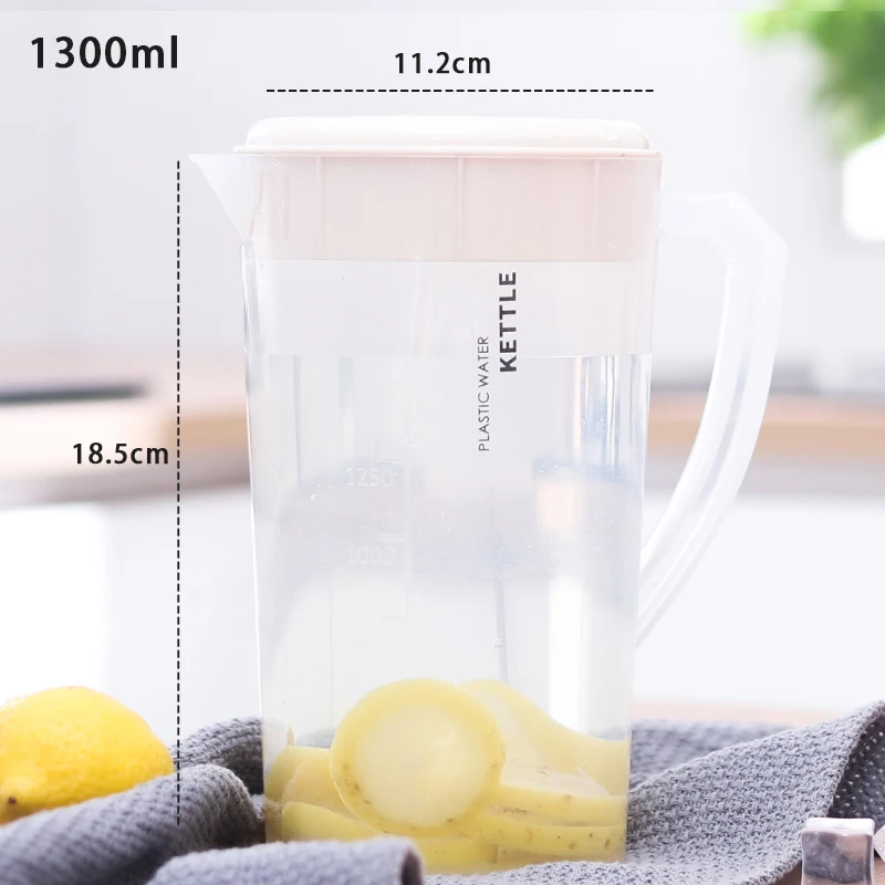 Graduated Measuring Pitcher with Lid, Spout and handle, three sizes available 1.3L/ 2.2L/ 3.0L Low MOQ, Quick Delivery