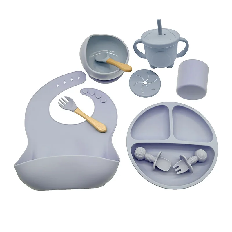 10 pcs Wholesale Baby Feeding Set Soft Spoon Food Grade Safe Non-slip Silicone Baby Feeding Tableware Set For Children