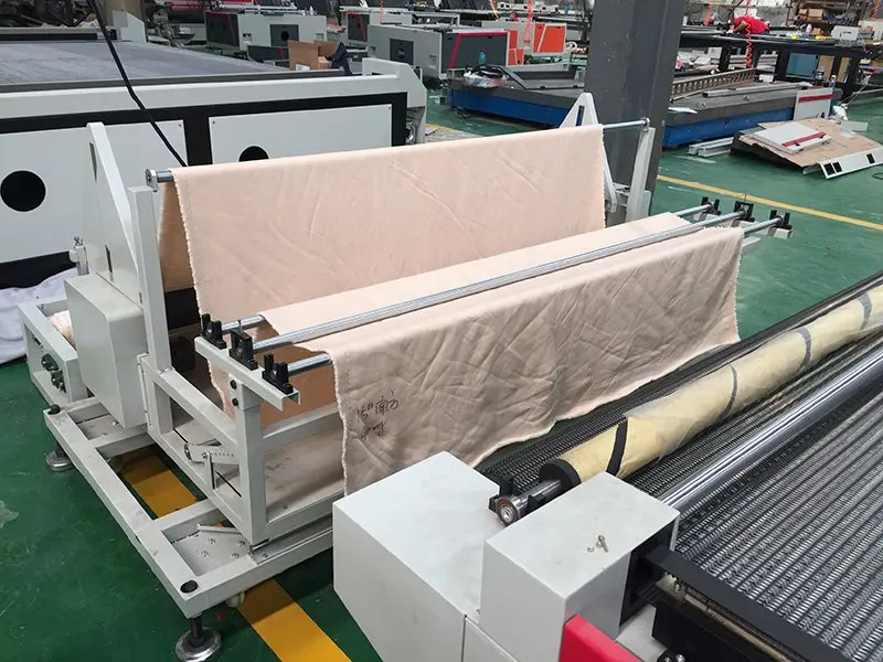 
Industrial Fabric Laser Cutting Machine for Sale with Large Format 