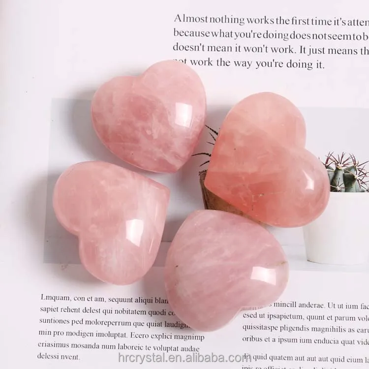 Оптовая продажа, натуральный высококачественный лечебный кристалл в форме сердца, розовое кварцевое сердце для любви