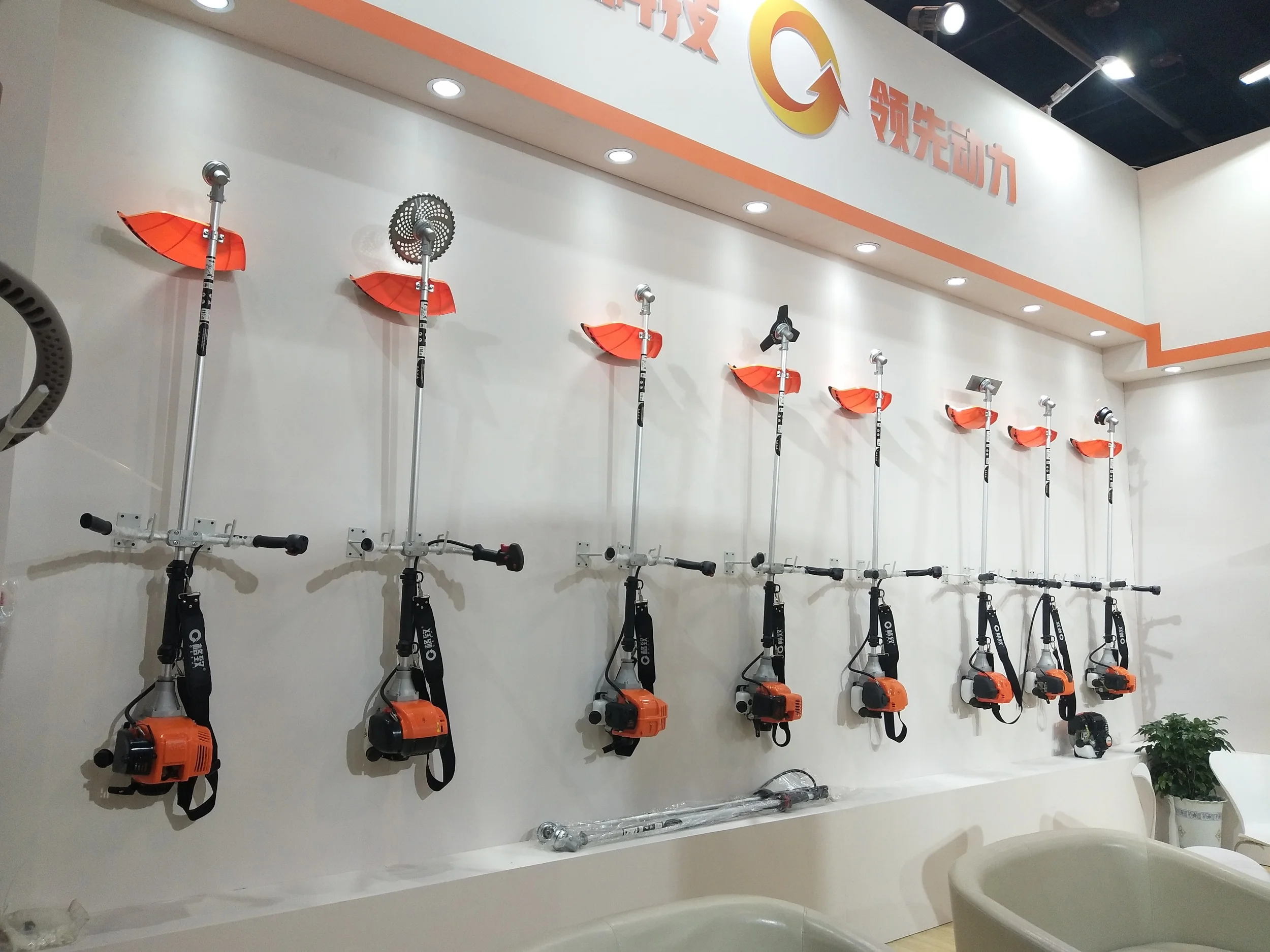 52cc good quality 2 Stroke gasoline brush cutter bc520 and rice cutter with CE