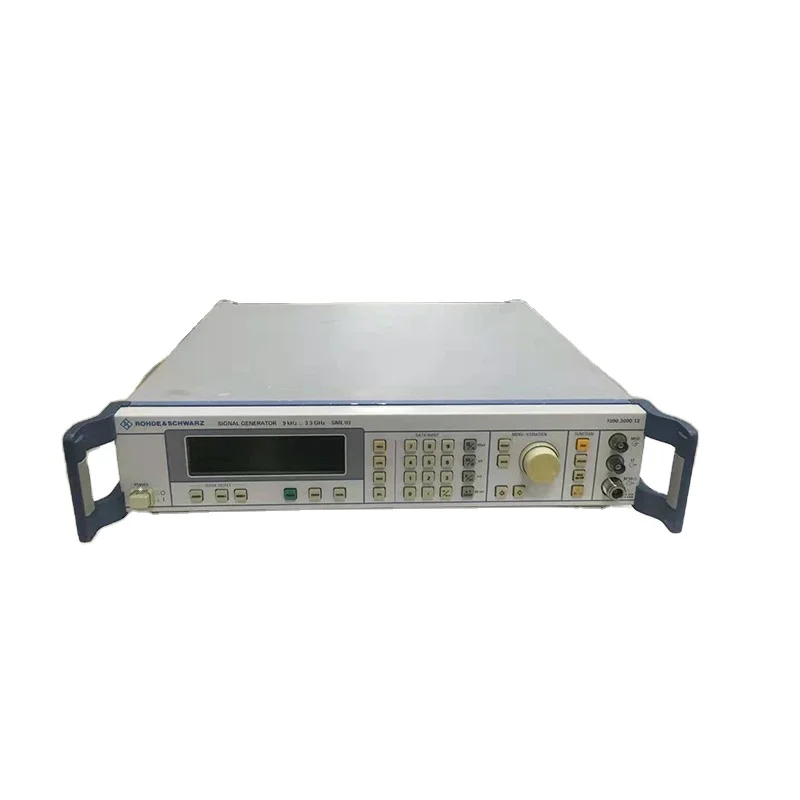 R&S SML03 Rohde & Schwarz SML03 9 kHz to 3.3 GHz Signal Generator  USED