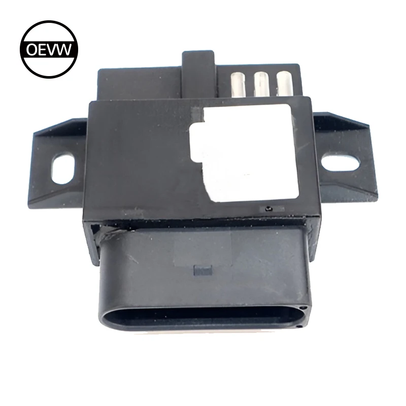 4F0906093 4F0906093B 4F0906093G 4F0906093L 7.07796.05.0 Fuel Pump Control Module For Audi A4 B7 1.8T 8H7 3.0L A6L 4Z8 C6 2.4L