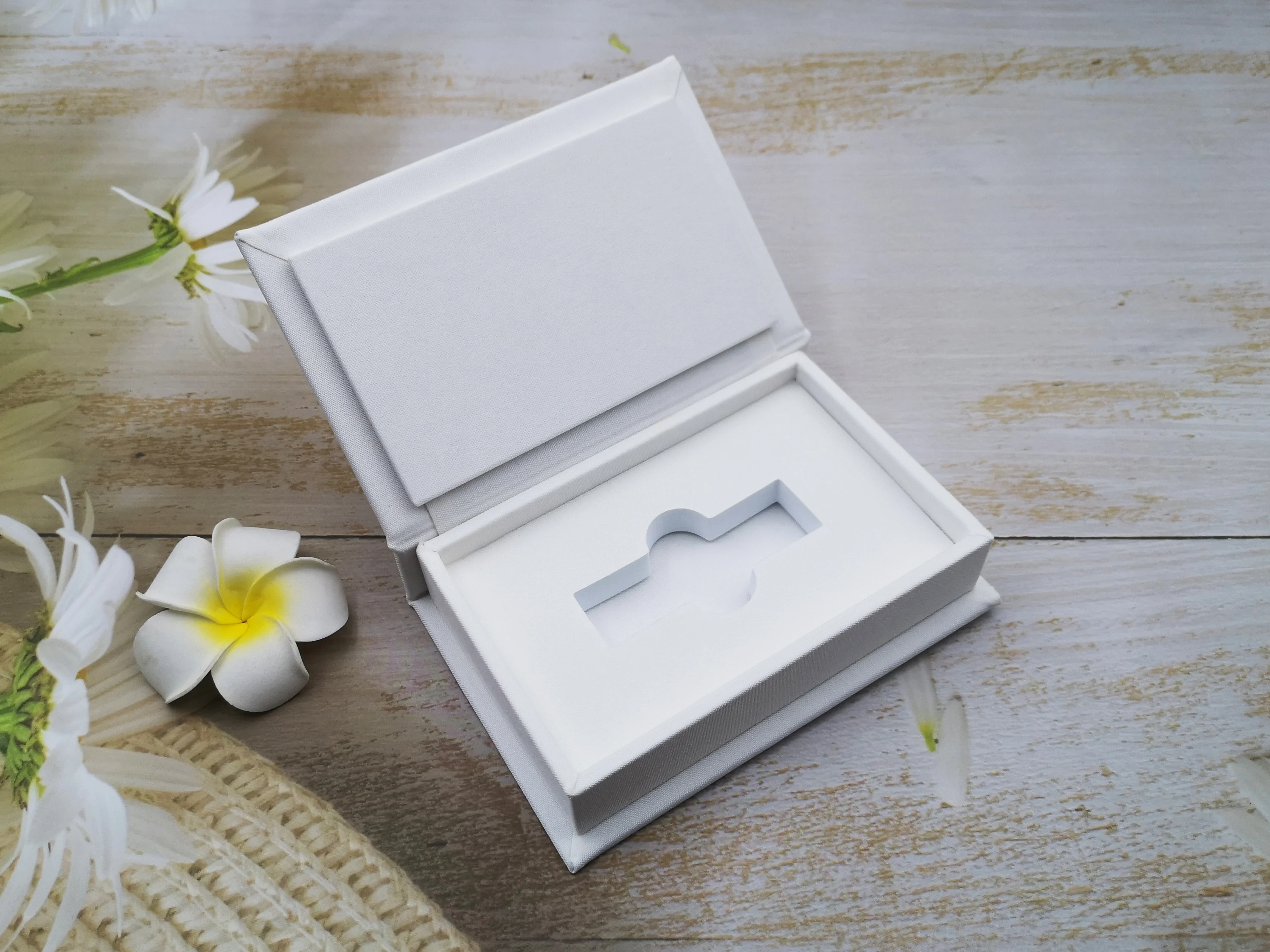 OEM Book Shape Special Paper Wedding Foto USB Linen Box  Gift Photograph Presentation Gift Box Crystal USB Flash Drives Boxs