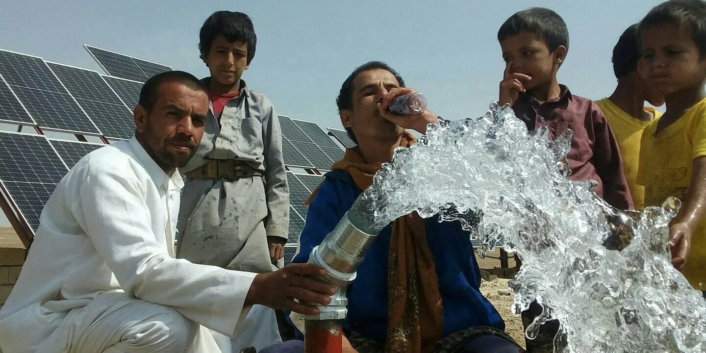 Bedford 90KW 50hz to 60hz off grid solar pump inverter solar vfd dc converter