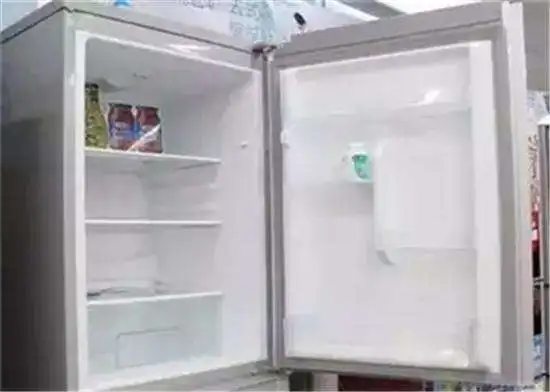 
Two Double Thick Sheet Plastic Forming Machine 