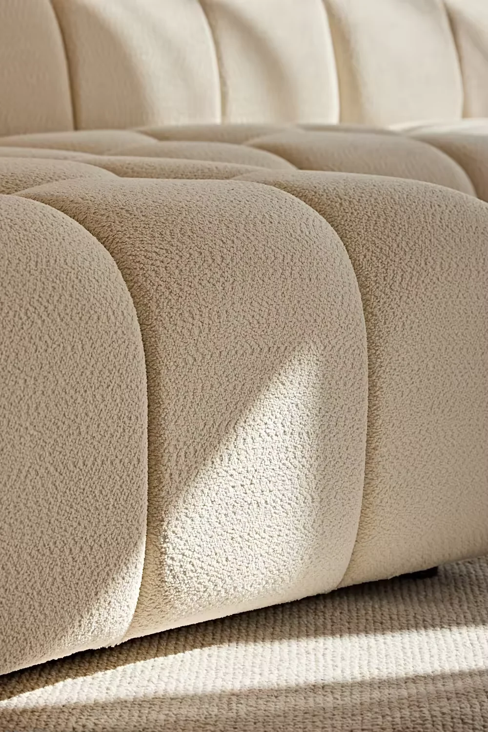 Comfortable White Modular L-Shaped sectional Sofa Cloud Sofa by Navia Designer for the living room of a hotel villa apartment.
