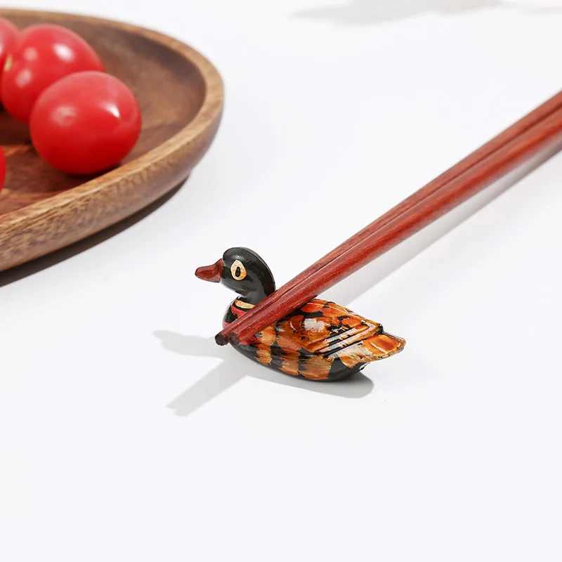 Hotel Solid Wooden Chopstick Stand Japanese Pillow Tableware Holder Wood Chopstick Spoon Rest