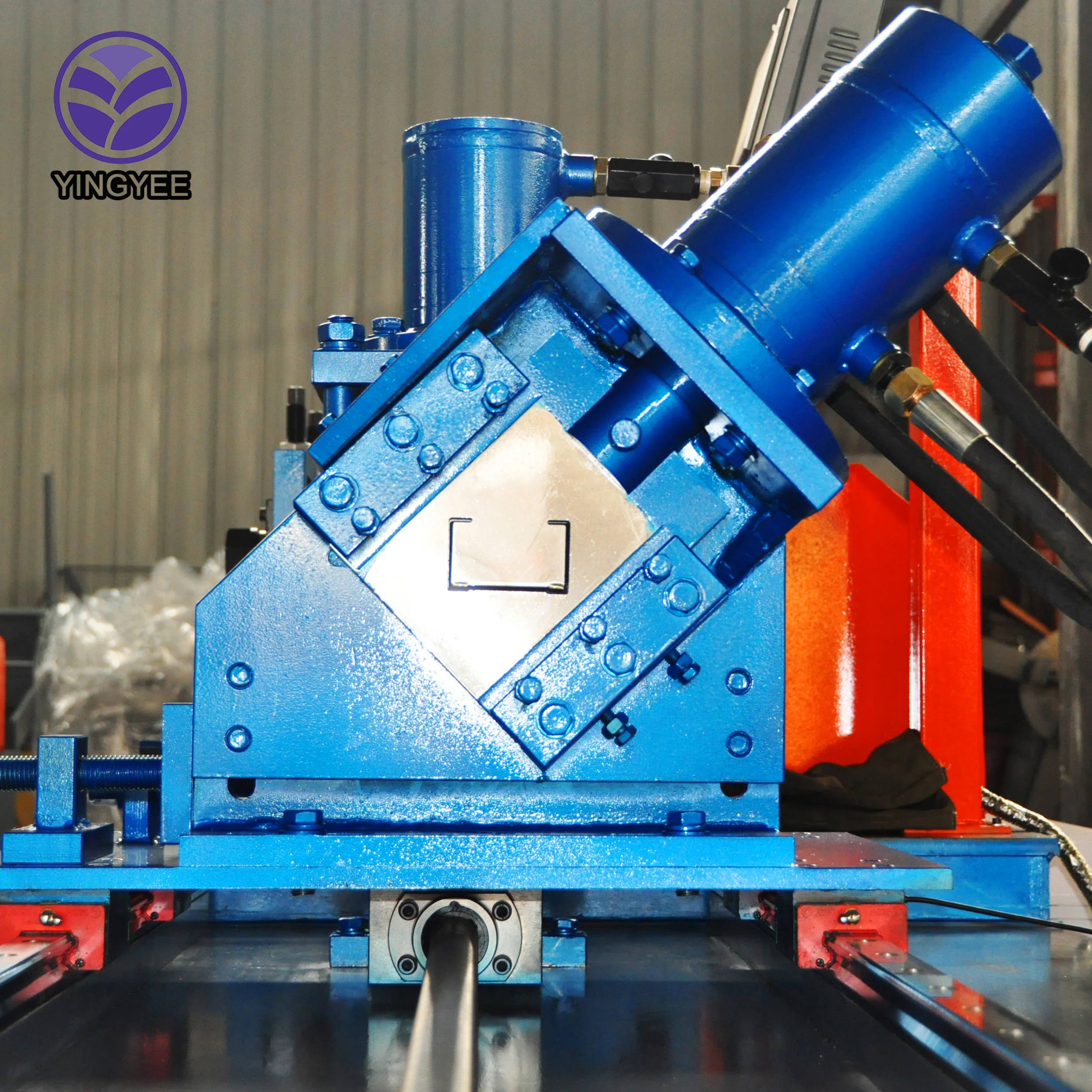 hot sale high speed Automatic C purlin roll forming machine steel frame making machine C/Z purlin roll forming C profile line