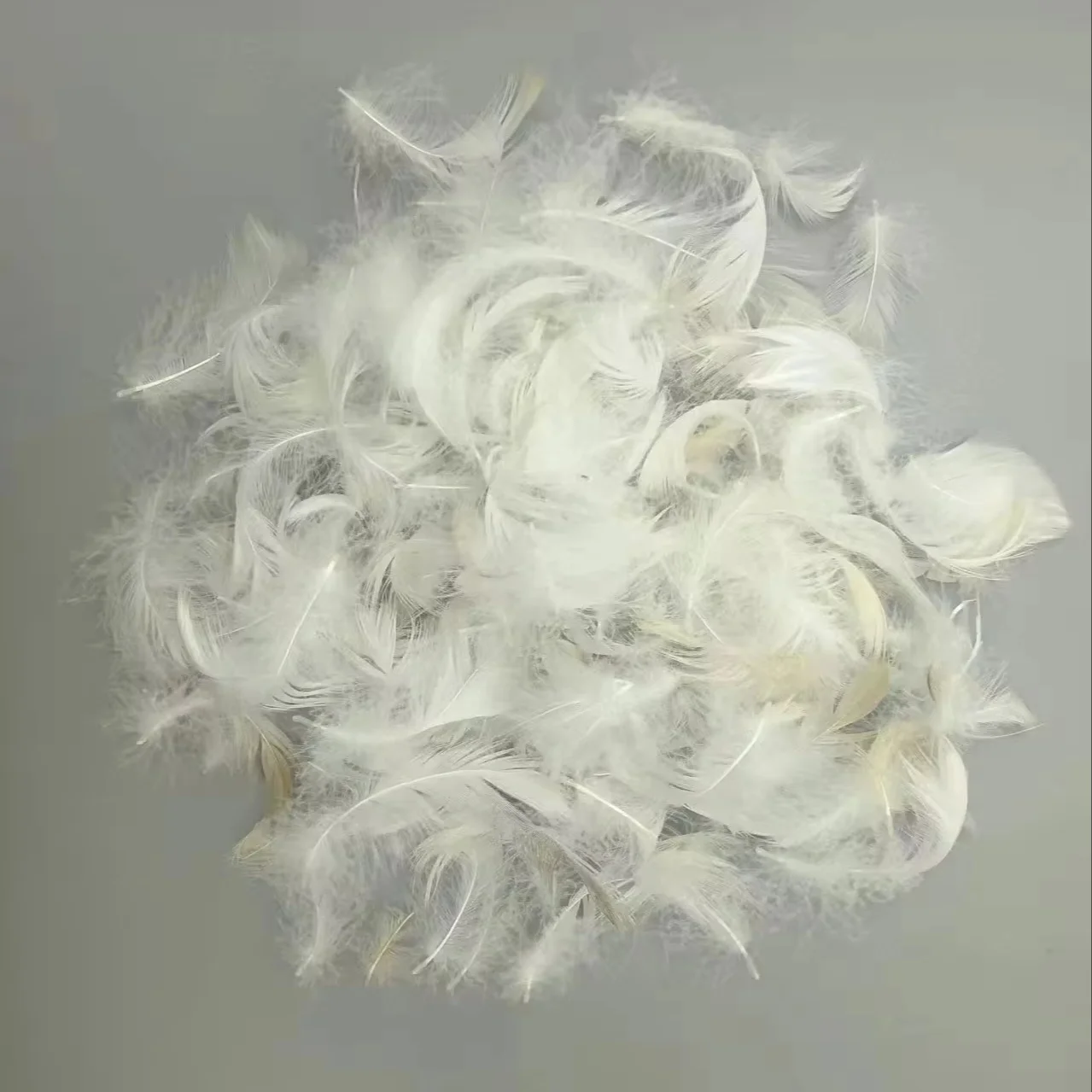 2-4 см белые гусиные перья вымытые изделия для рукоделия