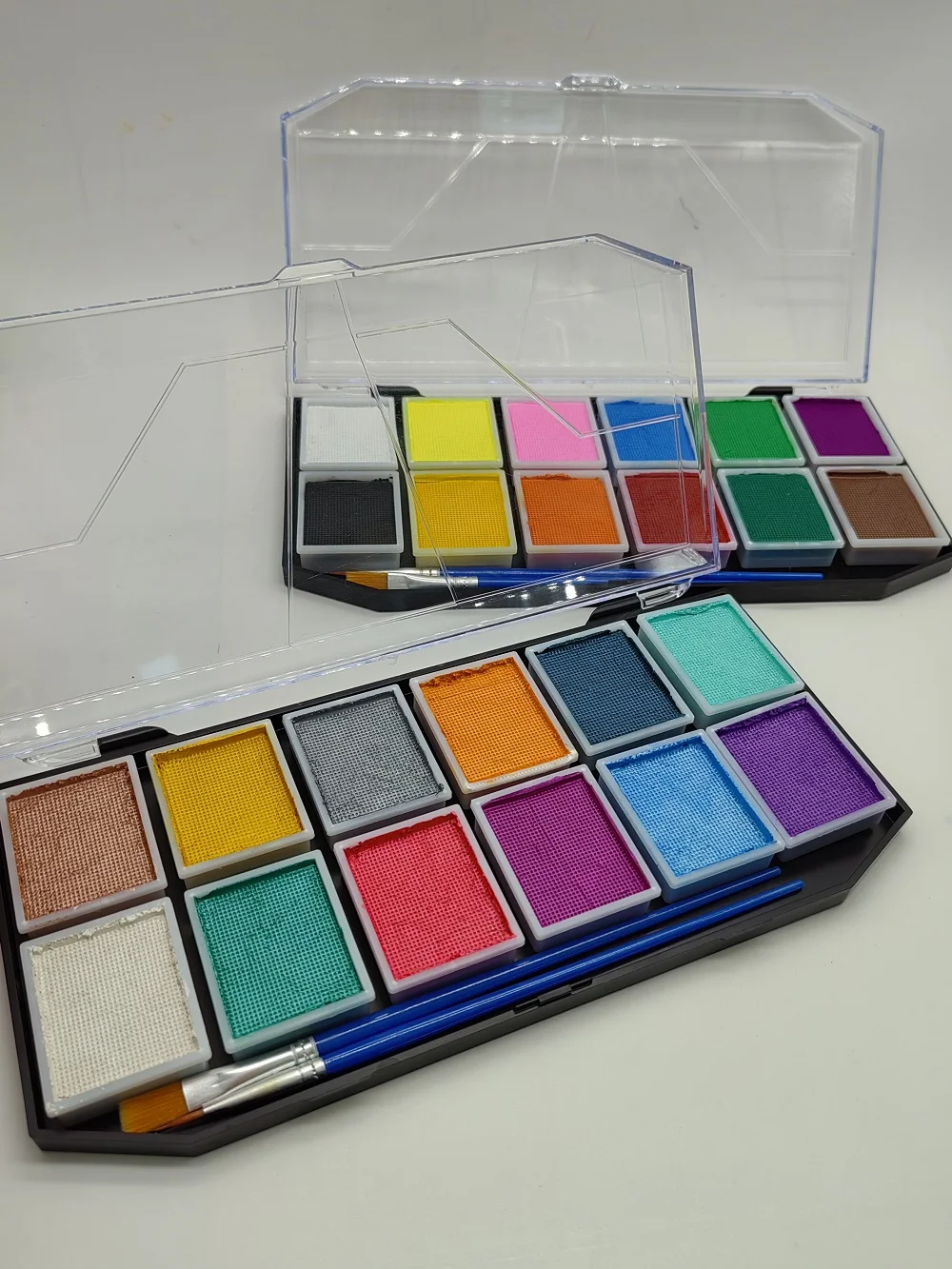 Professional wholesale cosmetic water activated makeup brush set rainbow color fluorescent body paint