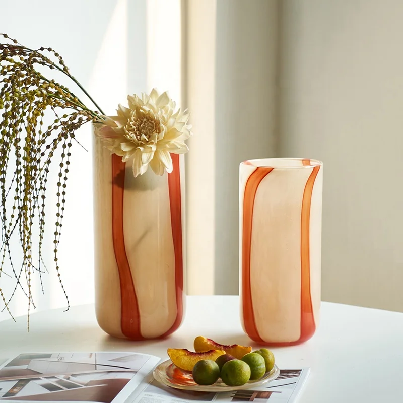 Bixuan Handblown Glass Vases Cream Base Bold Red Vertical Strips Design Modern Glossy Cylindrical Design Floral Arrangement Vase
