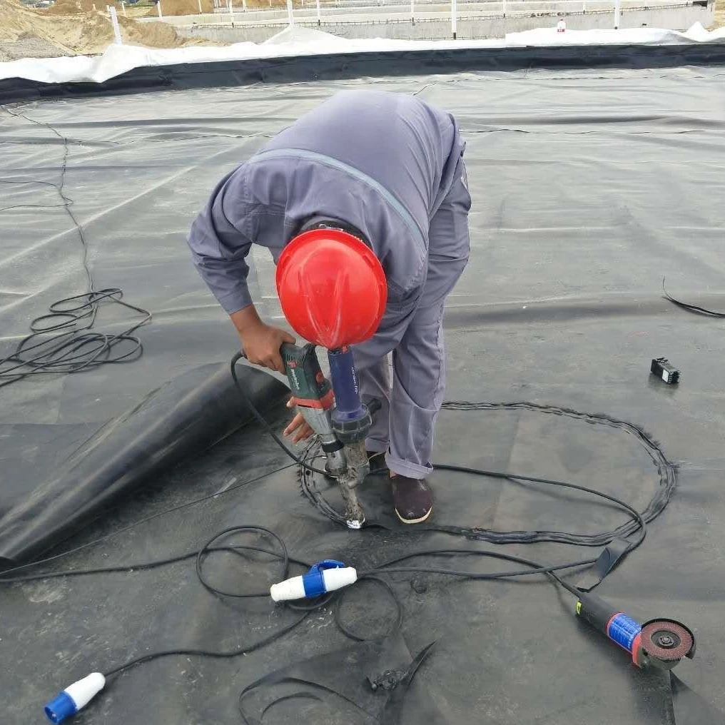 0.75mm Fish farm pvc geomembrane circular tanks / fish farm pond liner for aquaculture