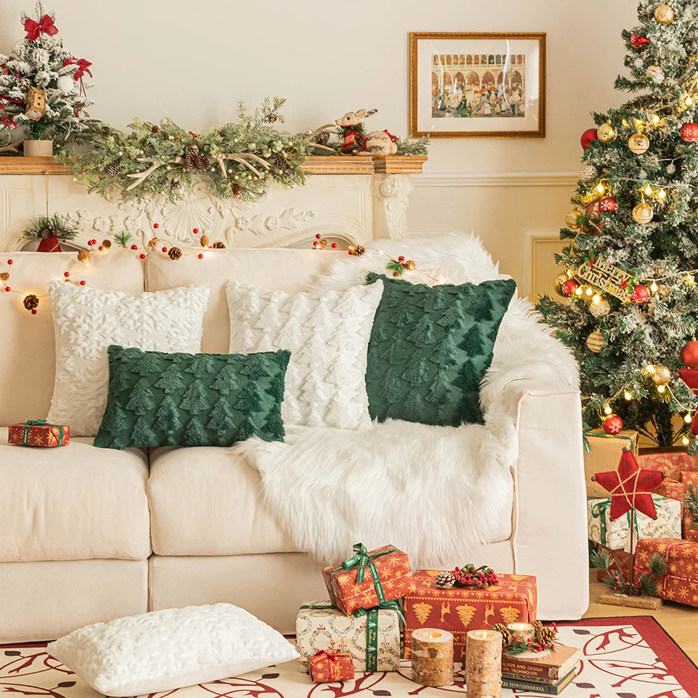 Christmas Snowflake Decorative Throw Pillow Soft Fluffy Pillowcases Home Decoration Pillow Covers for Couch Bedroom