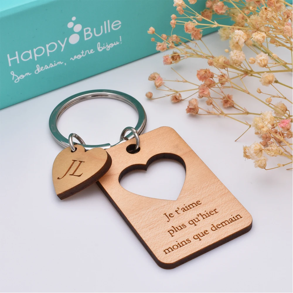 Hot Sale Keychain Customized Key Fob Hollow Pure Wood Keychain Cartoon Animals Keychain