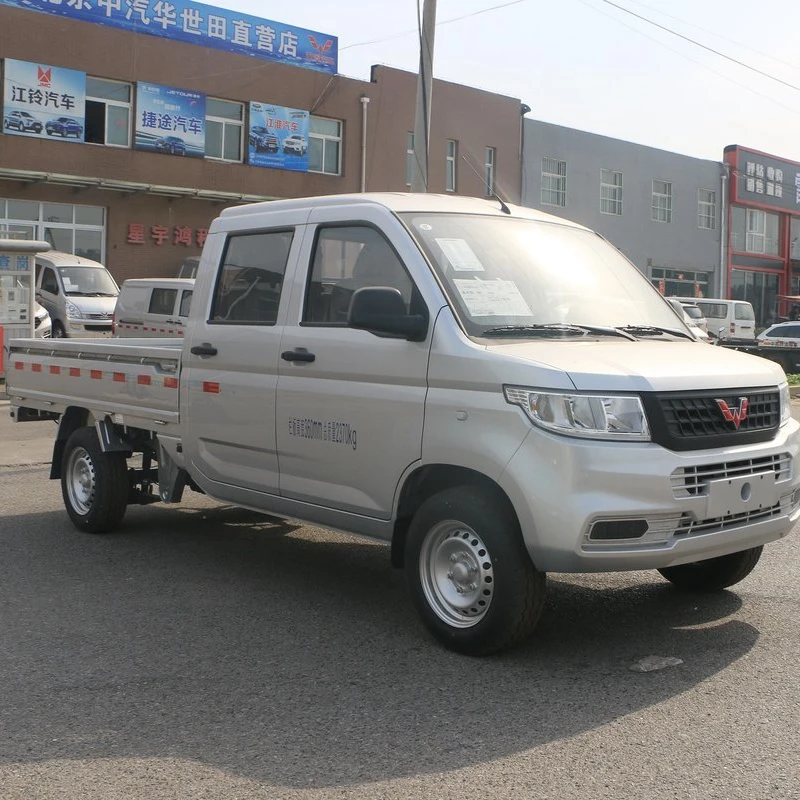 China Famous Brand Wuling 4X2 LHD 2.5T High Endurance Mini Truck Light Truck