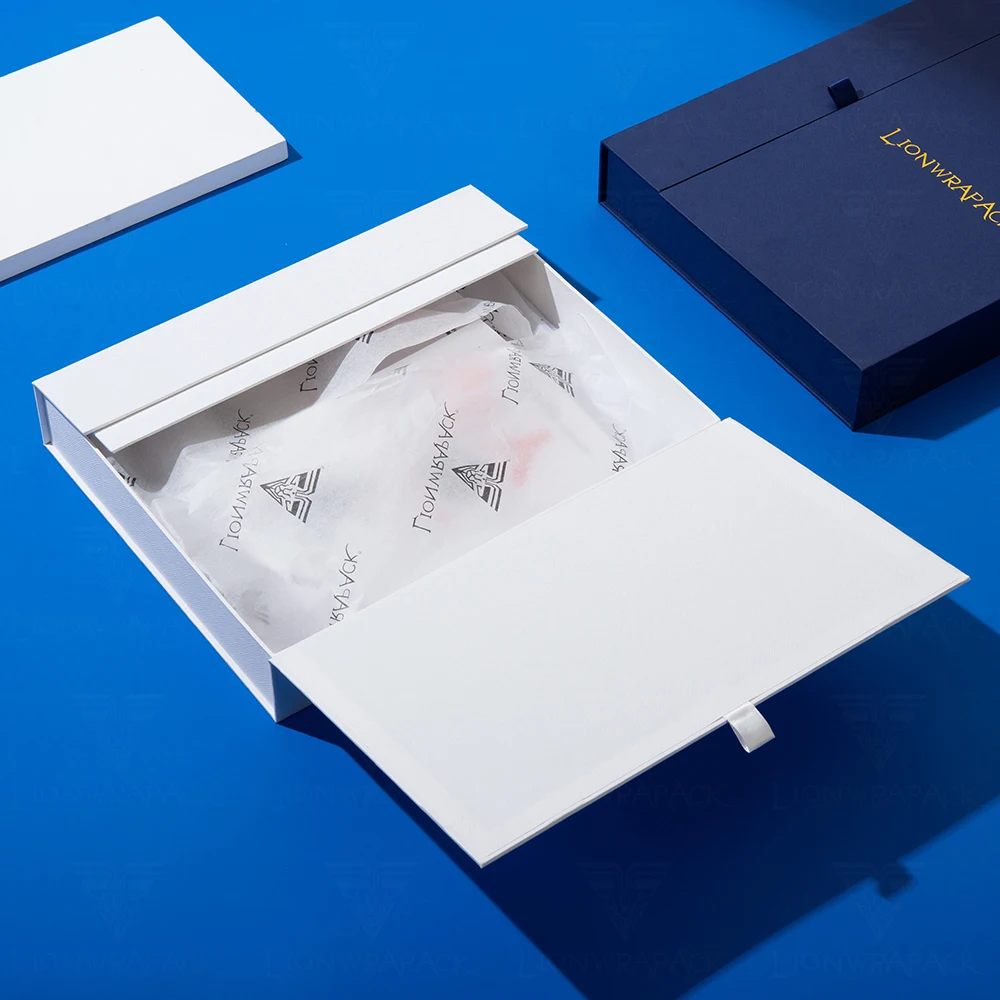 Lionwrapack Custom Logo Gift Boxes Eco-Friendly Recyclable Paper Packaging Large Clothing Shipping Boxes Textured Art Paper Box