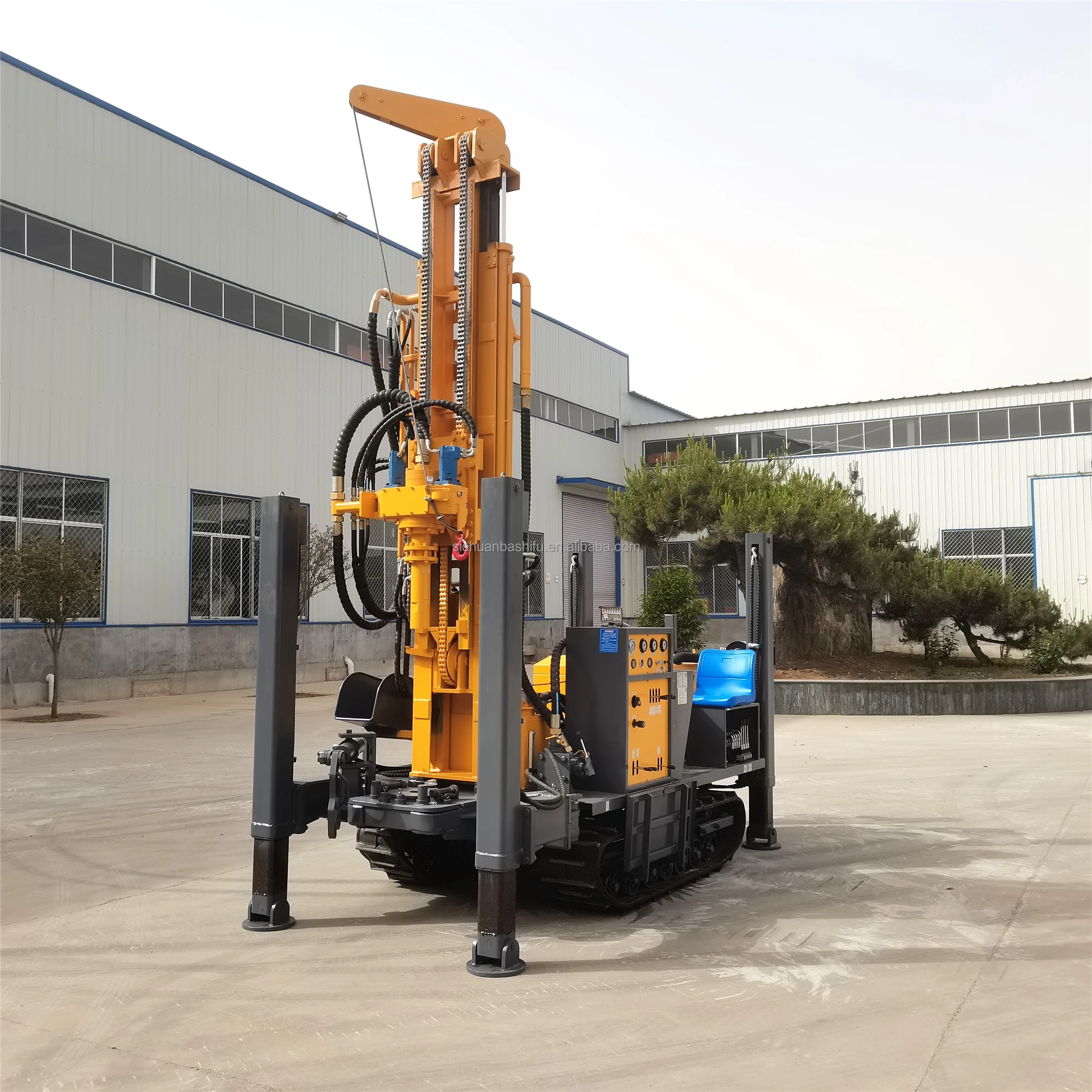 China best mobile water drilling machine 200m artesian well ground water drill rig portable borehole drilling rig
