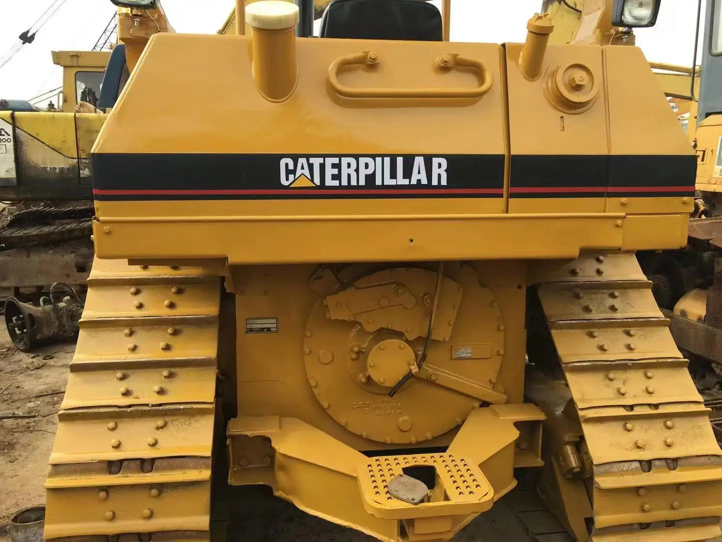 Бульдозер Caterpillar б/у
