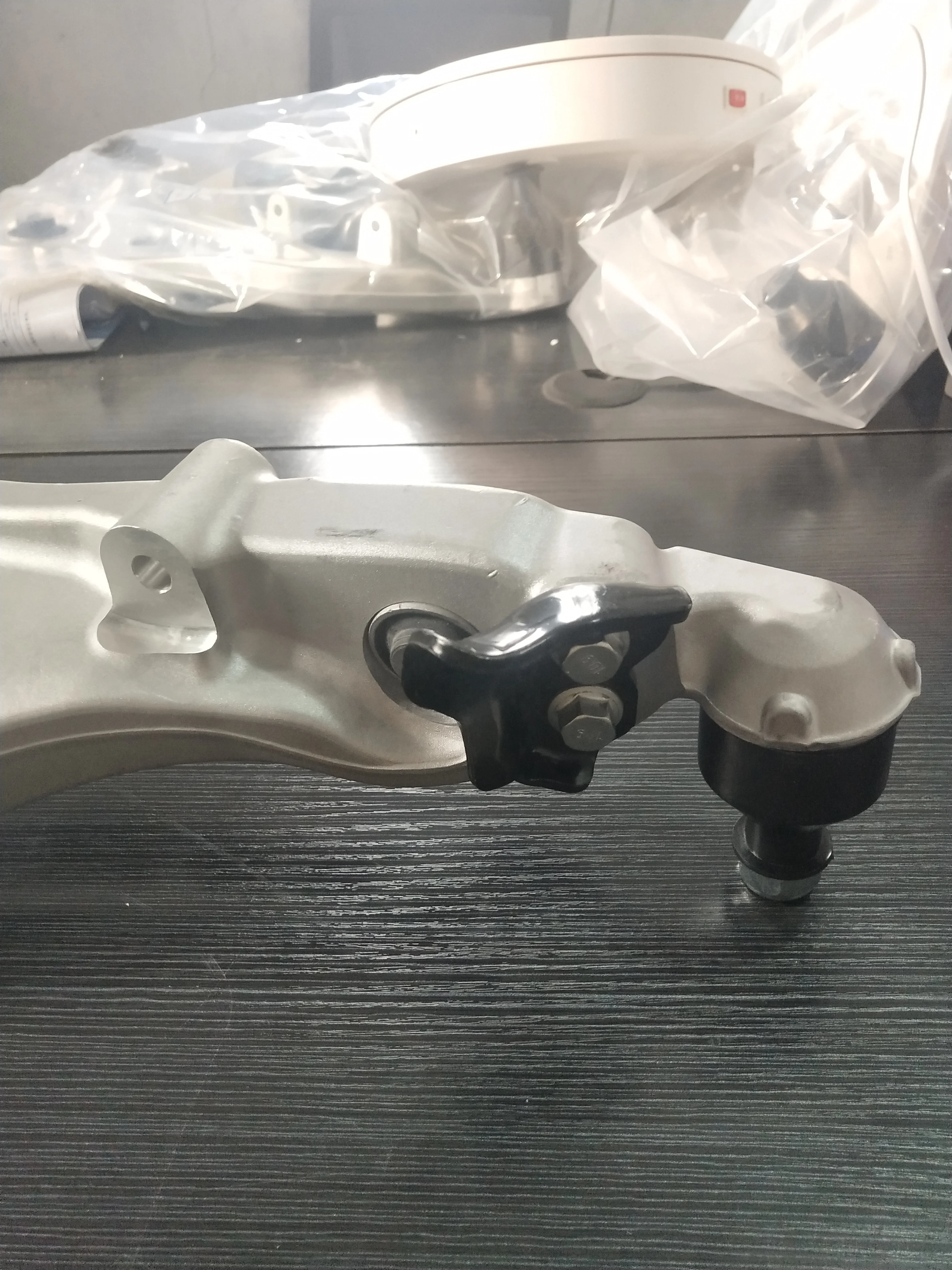 
factory 54500-1CA1A 54500-1CA1C for nissan Infiniti aluminum control arm 