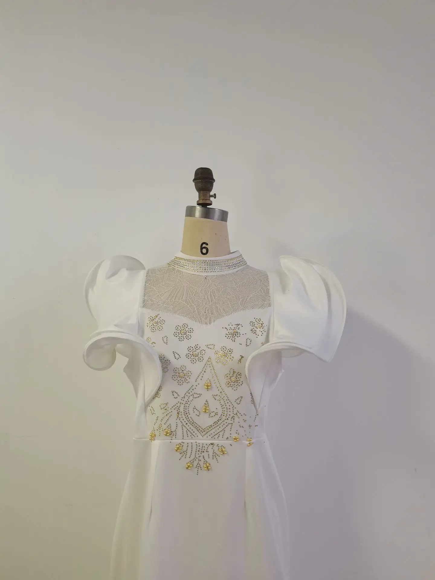 2023 new sexy High waist white elegant diamond encrusted dresses plus size Ruffle sleeve evening dress