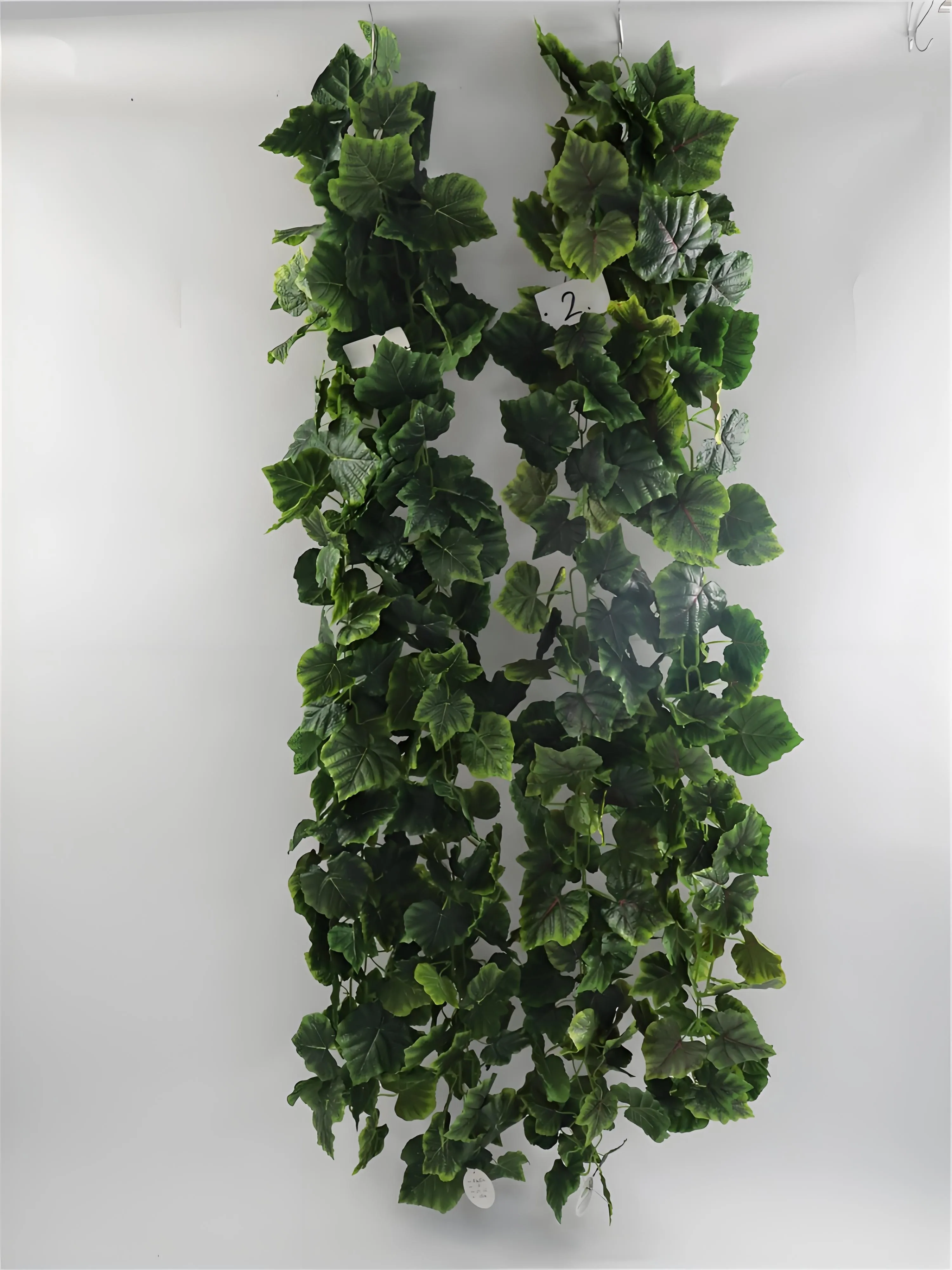 255cm Faux Grape Leaves Vine Wall Decoration Items Artificial Hanging Vines for Indoor and Outdoor Decorations