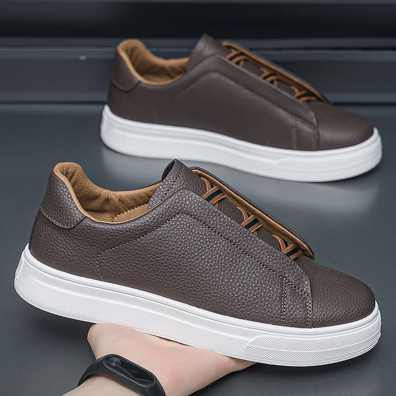 Sports Comfort Board Shoes Series Low Cut White Waterproof Anti Slip Comfortable Versatile Strap Up Mens Shoes Foot Cover