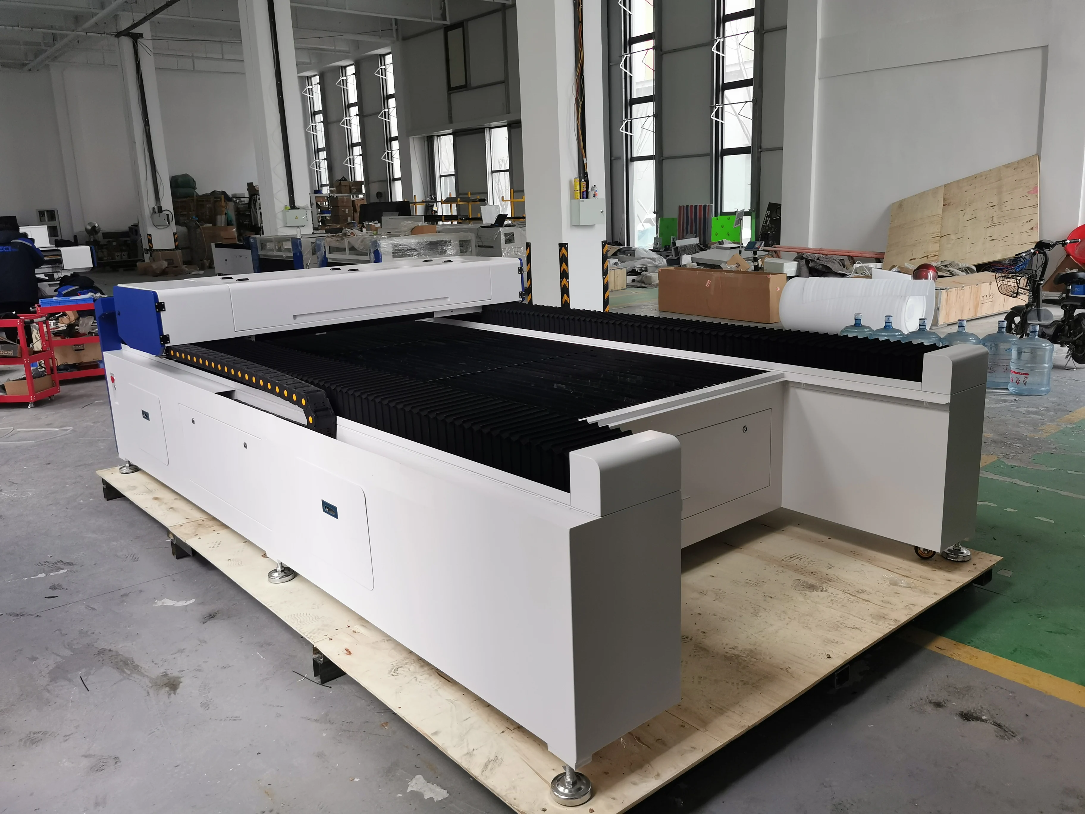 1325 Mixed Co2 Laser Cutting Machine Non Metal And Metal Stainless Steel Pipe Laser Cutting Machine