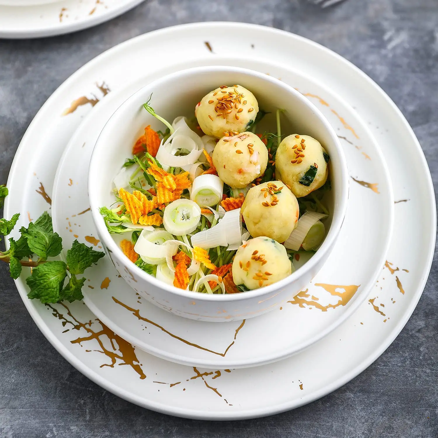 Luxury Modern Gold Marble Designer 16 Piece Germany Western Porcelain Ceramic Fine China Dinnerware Set For 4 Person