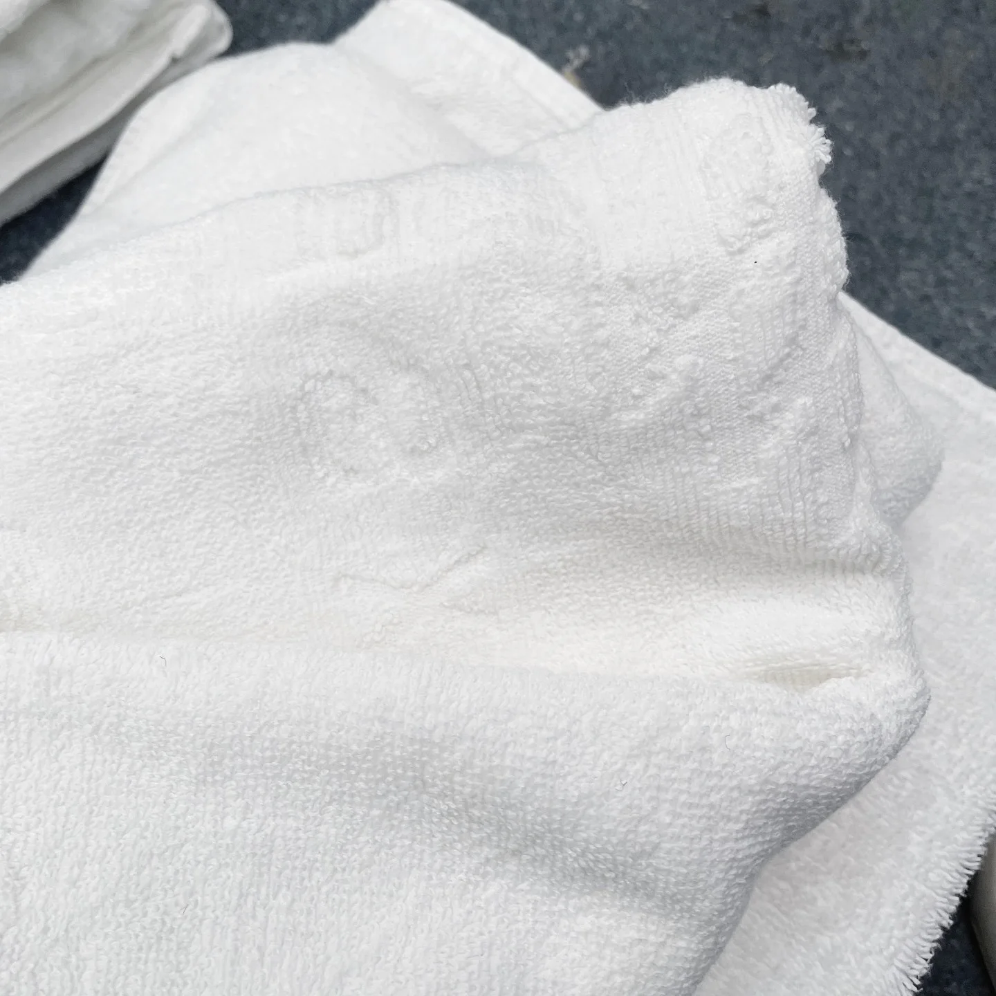 Pure white cheap bath towel cleaning rags 100% cotton towel rags