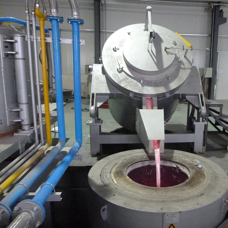 Industrial Heat Treatment Electric heating furnace  Aluminum Crucible Melting Holding Furnace