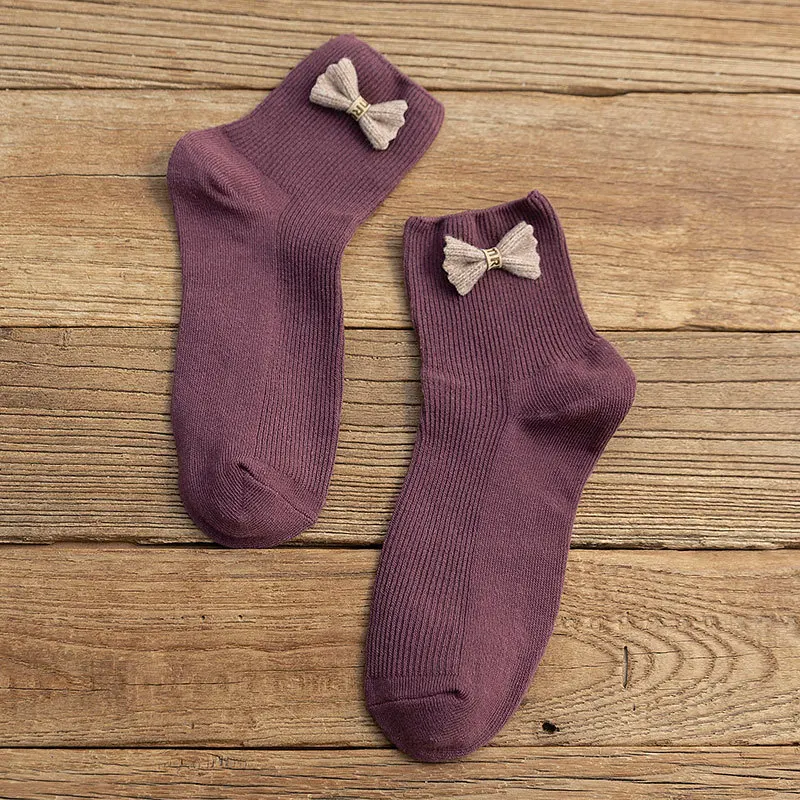 In stock female winter novelty cotton cerw socks Japanese cute bowknot socks women
