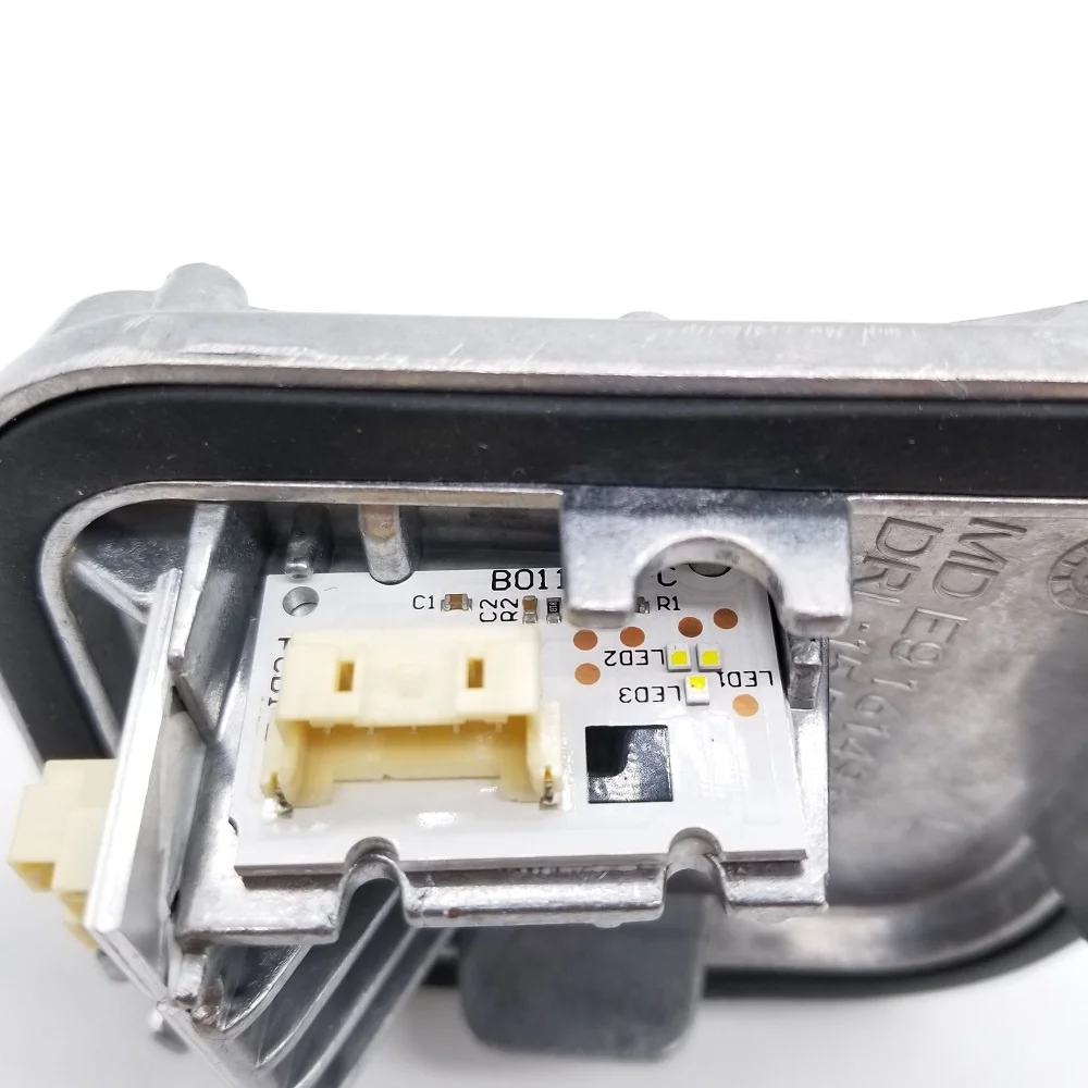 63117470427 L 63117470428 R LED DRL daytime running light module for 3 series F34 GT LCI