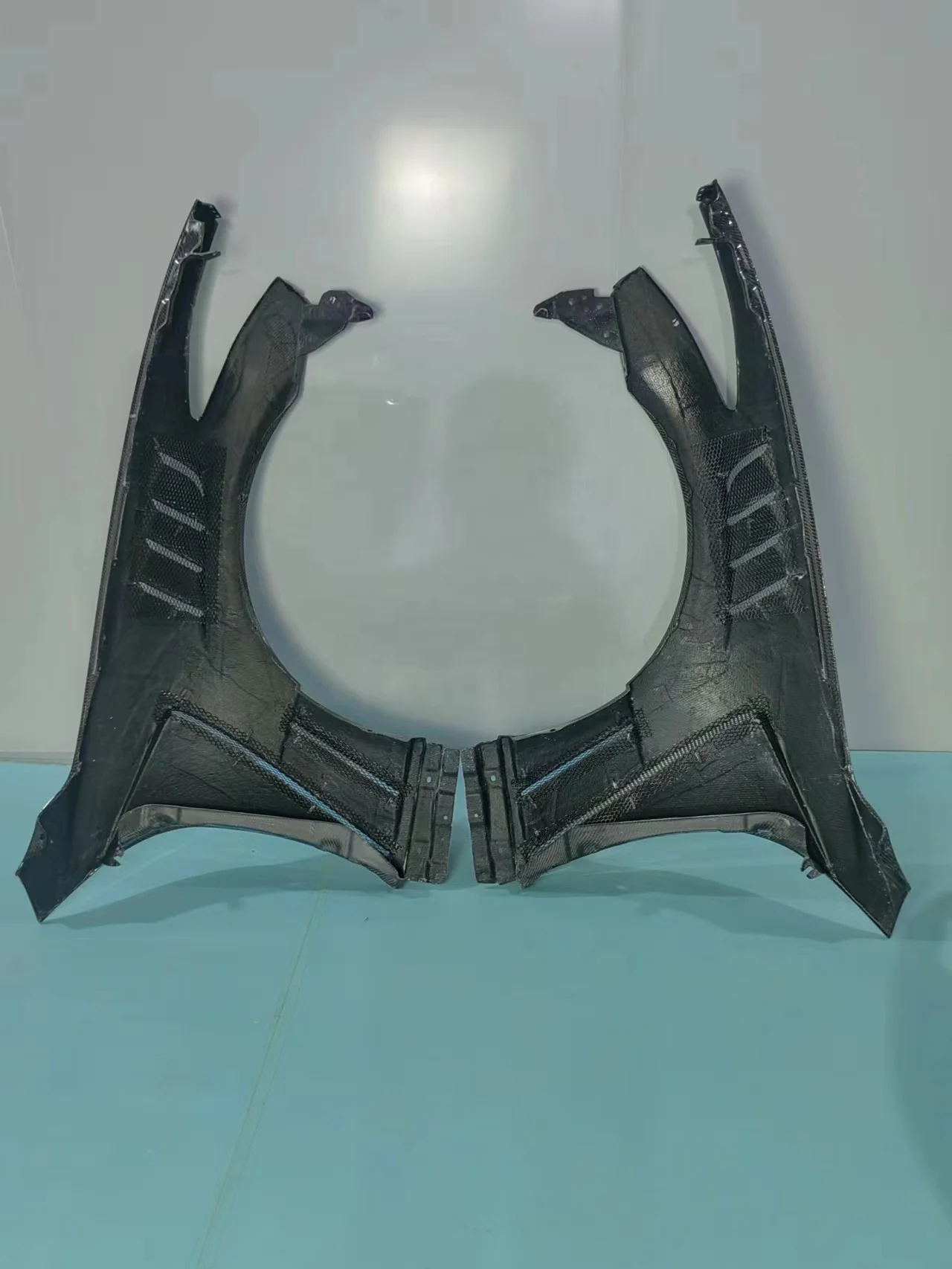 High Quality Carbon Fiber V2 Style Side Fenders For Infiniti G37 2 Doors Perfect Fitment