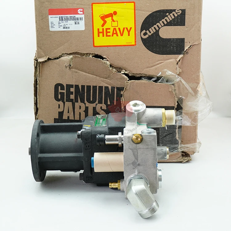 4088186 Engine Part Parts Cummins 6560-71-1100 6560-71-1101 Fuel Pump SAA6D170E-3 4088186