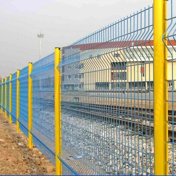 Customized Home Outdoor Decorative 3D Curved Welded Wire Mesh Garden Fence Easily Assembled Highway Fence Panel Pvc Fence