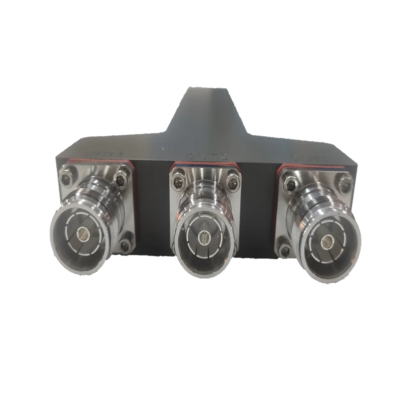 600-6000 MHz  50W indoor /outdoor application IP67 -155dBc 2 way power splitter/divider with 4.3/10-female connector