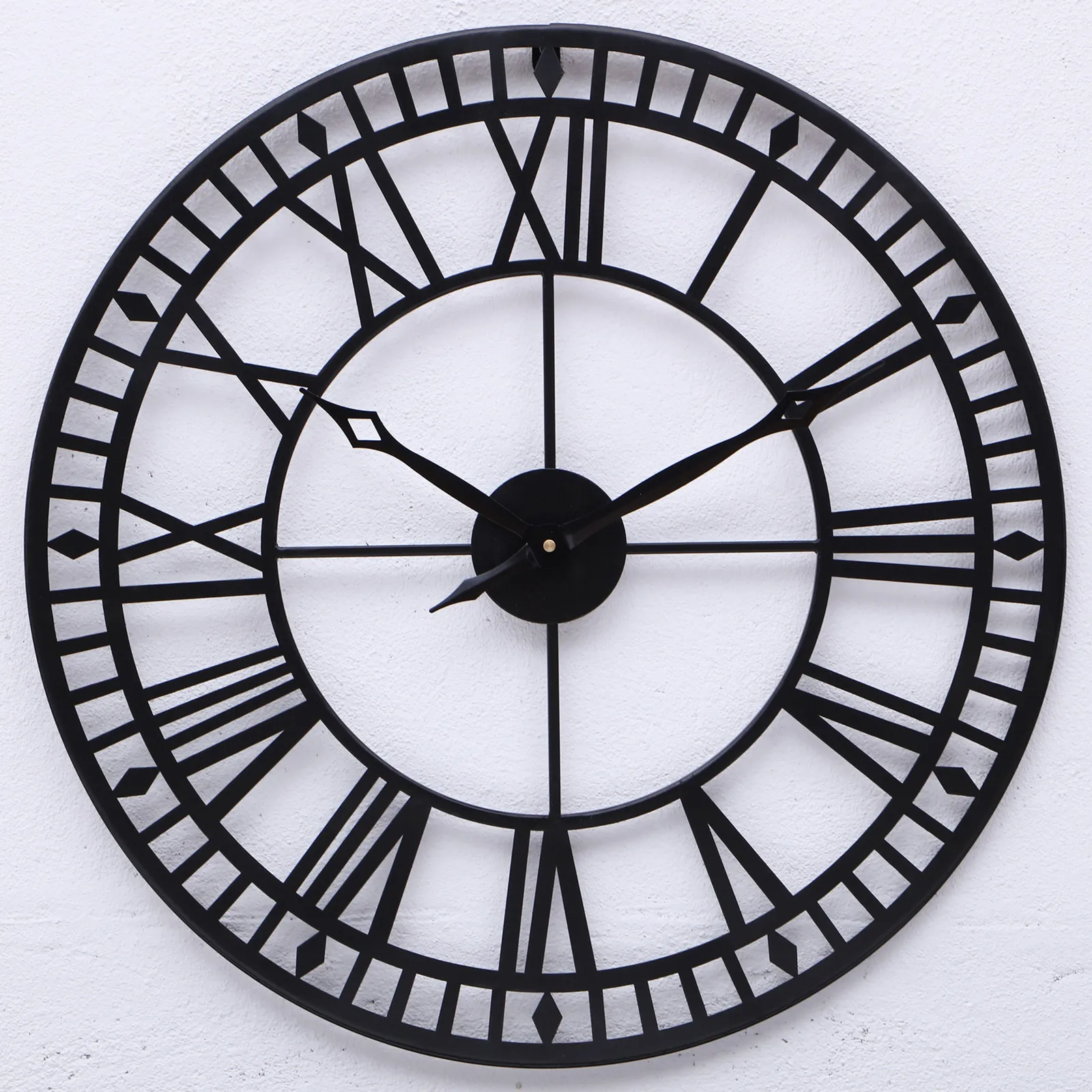 
The most Classic Vintage Round Metal Iron Roman Numerals farmhouse Wall Clock Home Decoration 