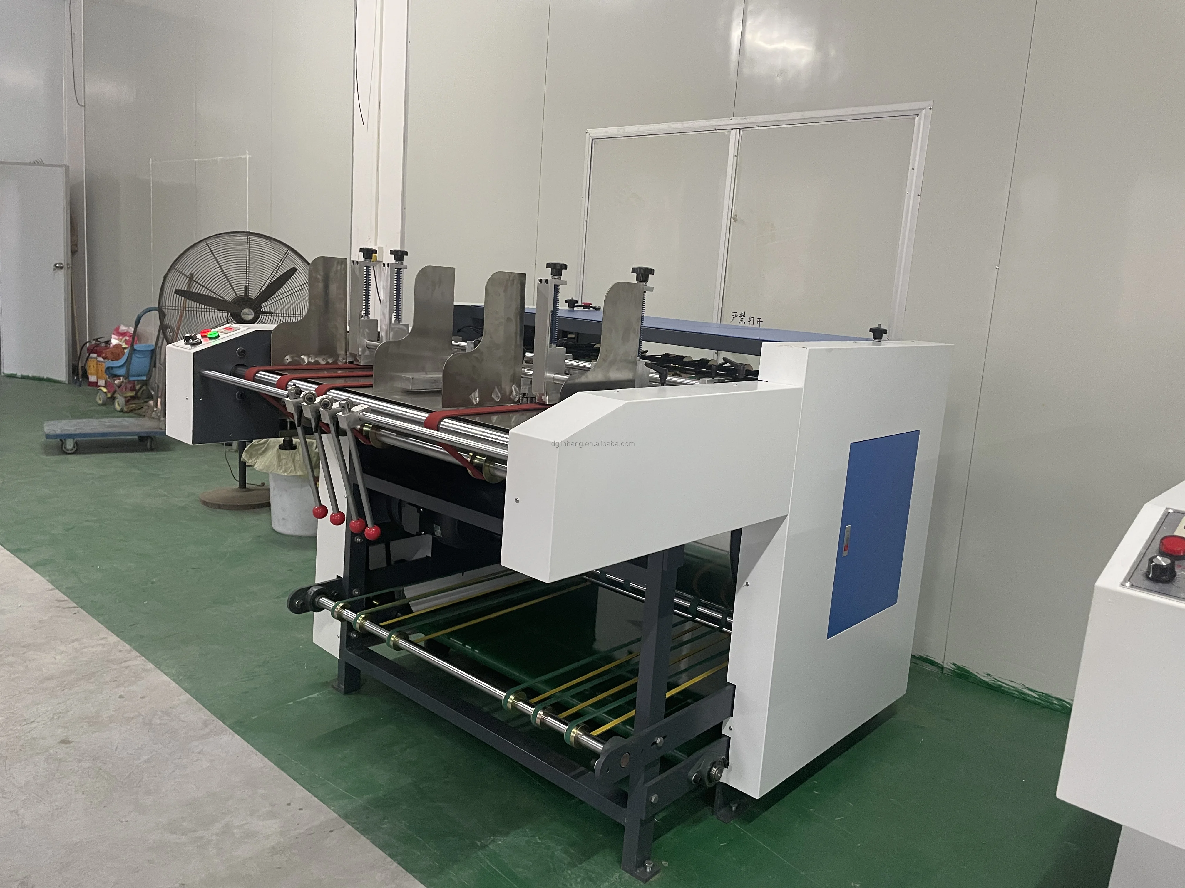Машина для изготовления подарочных коробок linhang LH-1200B автоматический картон в пазовальный станок жесткая коробка