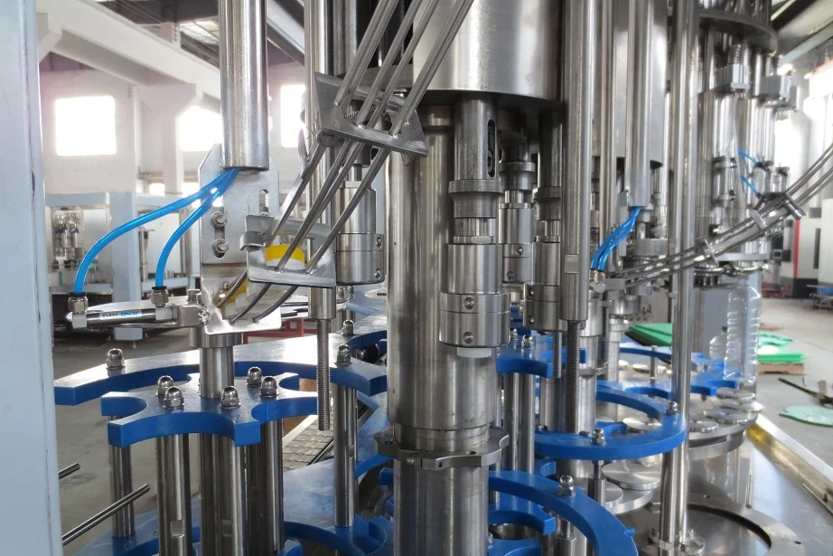 Automatic and packing plastic bottle essential palm cooking vegetable olive edible oil filling machine