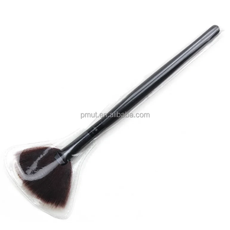 Yiwu Baoli Synthetic Hair Blush Foundation Highlighter Makeup Application Tool Full Coverage Face Fan Cosmetic Brush for Women