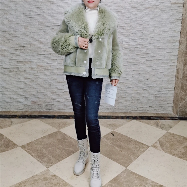 
Women Winter Lamb Fur Coat Short Casual Jacket Green Turn-down Collar Coat Customized Size 
