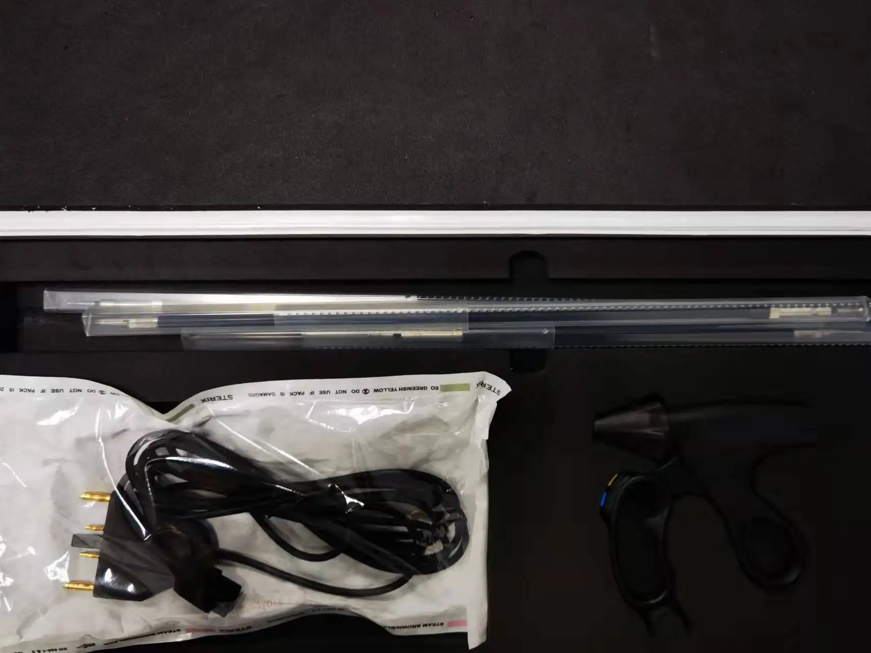 Ligasure vessel sealing bipolar instruments for open and laparoscopic surgery energy platform similar valleylab